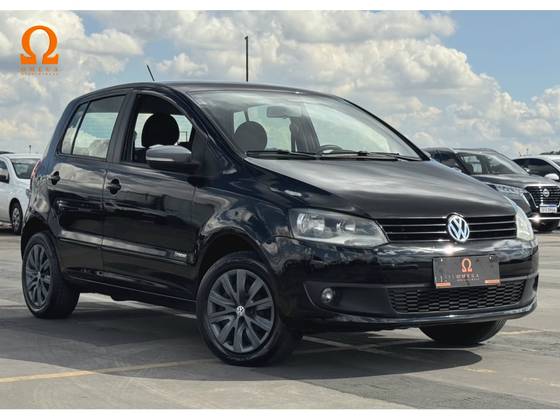VOLKSWAGEN FOX 1.6 MI 8V FLEX 4P AUTOMATIZADO VOLKSWAGEN FOX 1.6 MI 8V FLEX 4P AUTOMATIZADO